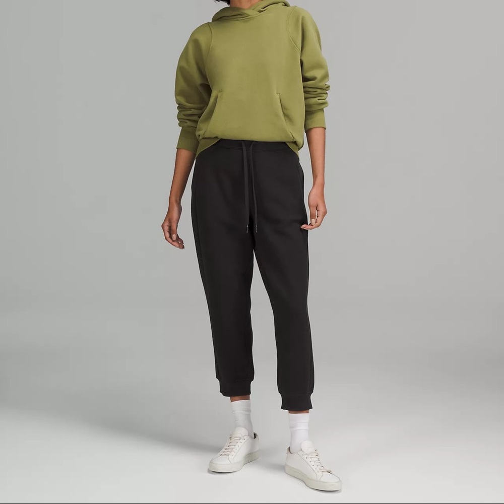 Lululemon Scuba sweatpants